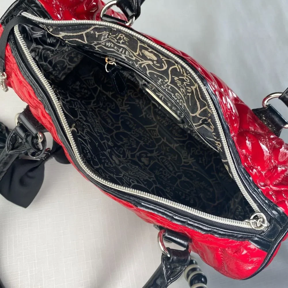 BETSEY JOHNSON QUILTED HEARTS Red Vegan Leather DUFFLE HAND BAG! Purse Black Bow - Picture 15 of 16